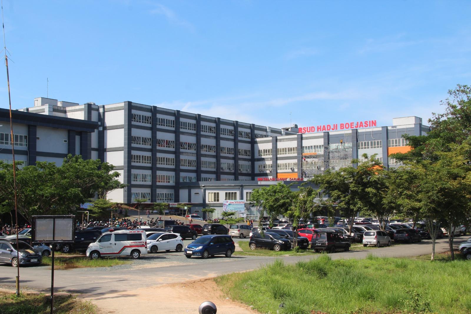 Gedung RSUD Hadji Boejasin Tala. Foto: Asep/lenterakalimantan.com