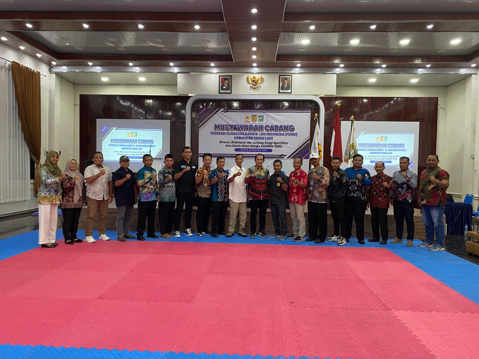Kegiatan Federasi Olahraga Karate-Do Indonesia (FORKI) Cabang Tanah Laut, menggelar MUSCAB. Foto: Istimewa