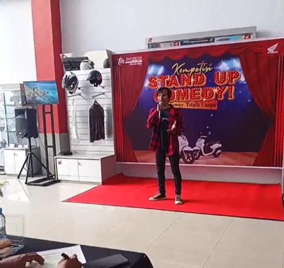 Trio Motor Palangkaraya Hadirkan Gelak Tawa Lewat Acara Stand Up Comedy Competition yang Seru dan Menghibur. Foto: Trio Motor Honda