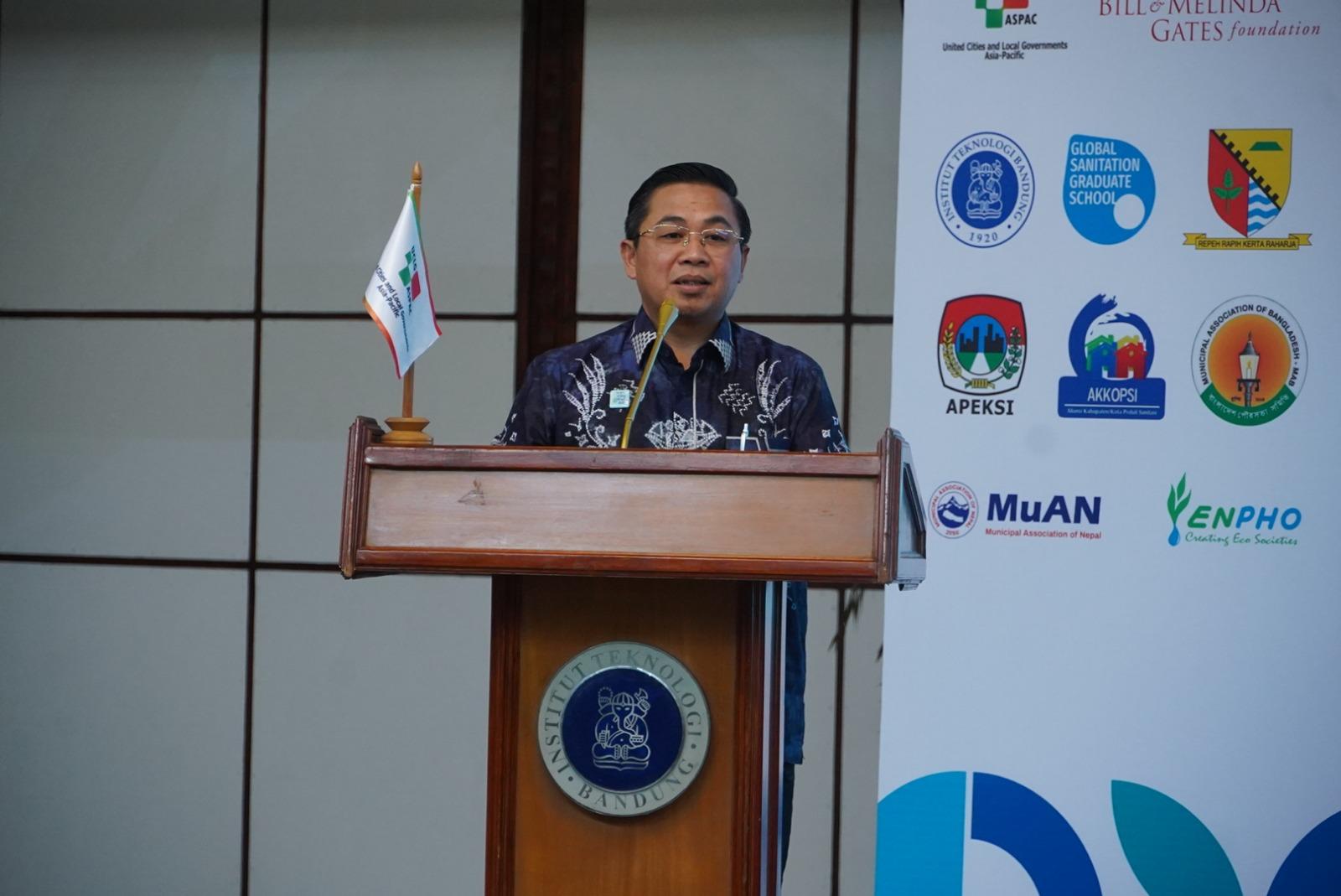 Walikota Banjarmasin, H Ibnu Sina menjadi narasumber pada South and South East Asia City-Wide Inclusive Sanitation (CWIS) Forum. Foto: Pemko Banjarmasin