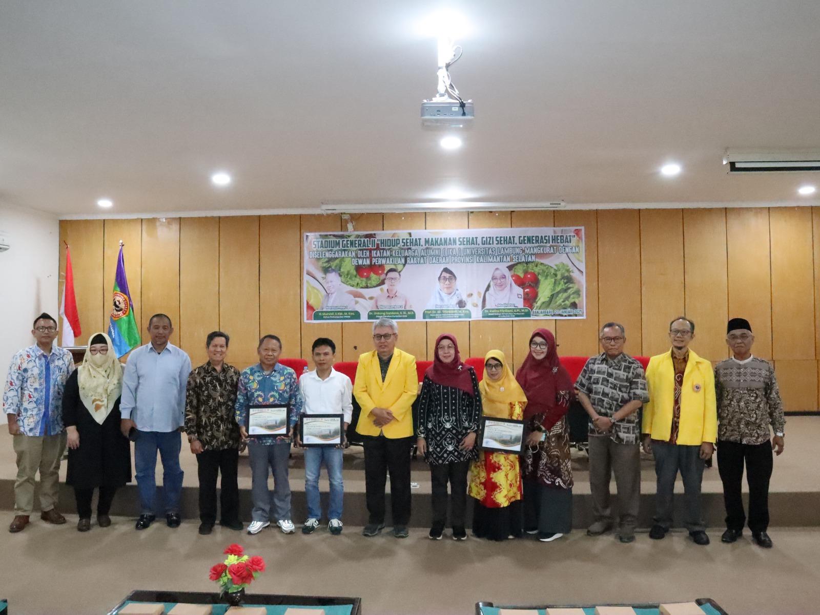 Wakil Ketua Komisi II DPRD Kalimantan Selatan (Kalsel), Suripno, melakukan Sosialisasi Perda (Sosper) tentang makanan bergizi, di Auditorium pertanian Universitas Lambung Mangkurat (ULM) Banjarmasin, Kamis (23/1/2025). Foto: Istimewa