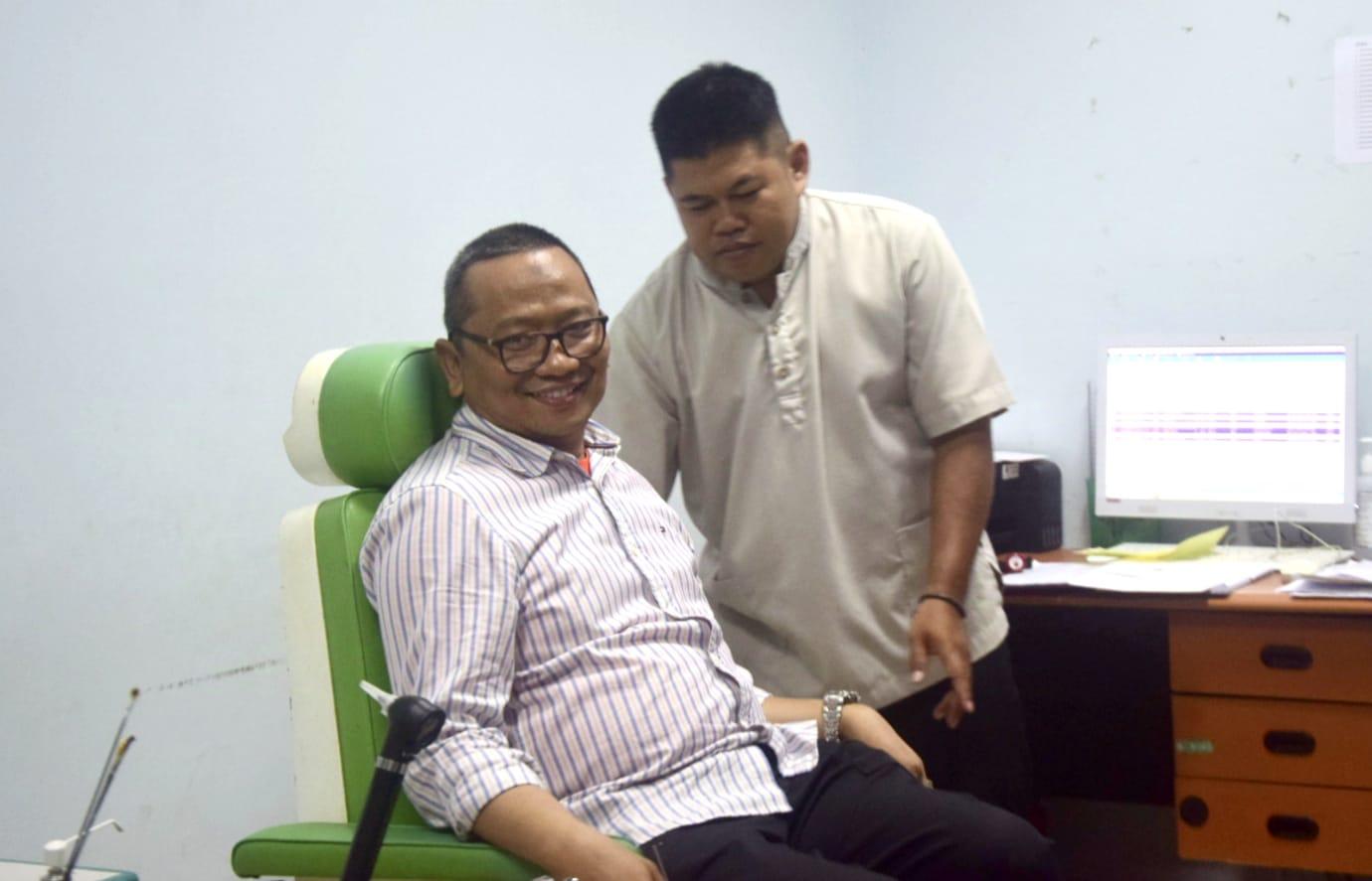 Bupati Tabalong Terpilih, Ir H Muhammad Noor Rifani menjalani rangkaian medical check up di RSUD HBK Tabalong. Foto: JM./lenterakalimantan.com