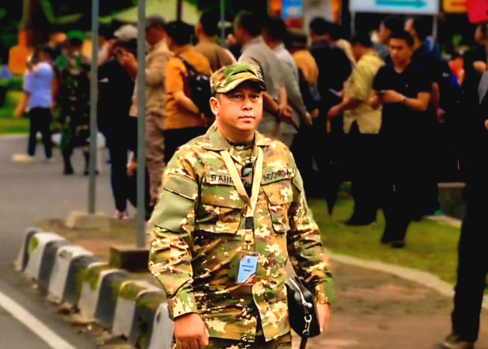 Bupati Barito Kuala, H. Bahrul Ilmi foto bersama dengan Gubernur Kalimantan Selatan H. Muhidin saat mengikuti Retreat Kepala Daerah yang akan berlangsung di Akademi Militer, Magelang, Jawa Tengah, Foto: Istimewa