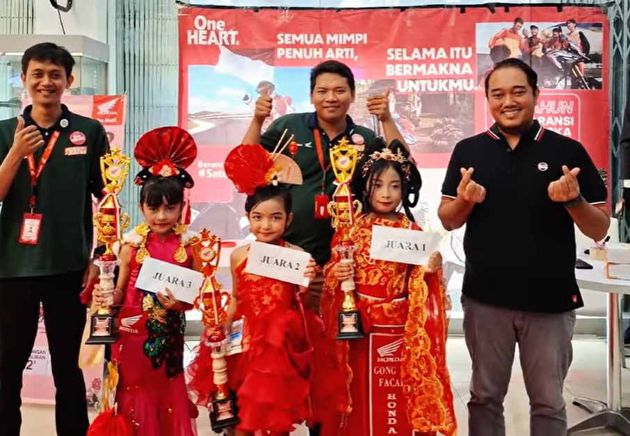 Dealer Honda 2 Naga Adakan Fashion Show Kreatif Bertema Imlek untuk Anak Usia Dini. Foto: Trio Motor Honda