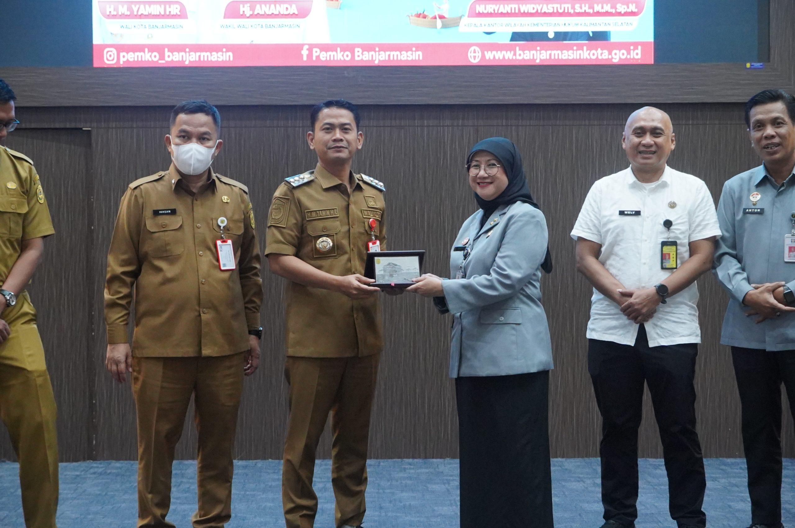 Pemko Perkuat Sinergi Bersama Kementerian Hukum dan Kementerian Imigrasi untuk Kemajuan Kota Banjarmasin. Foto: Pemko Banjarmasin