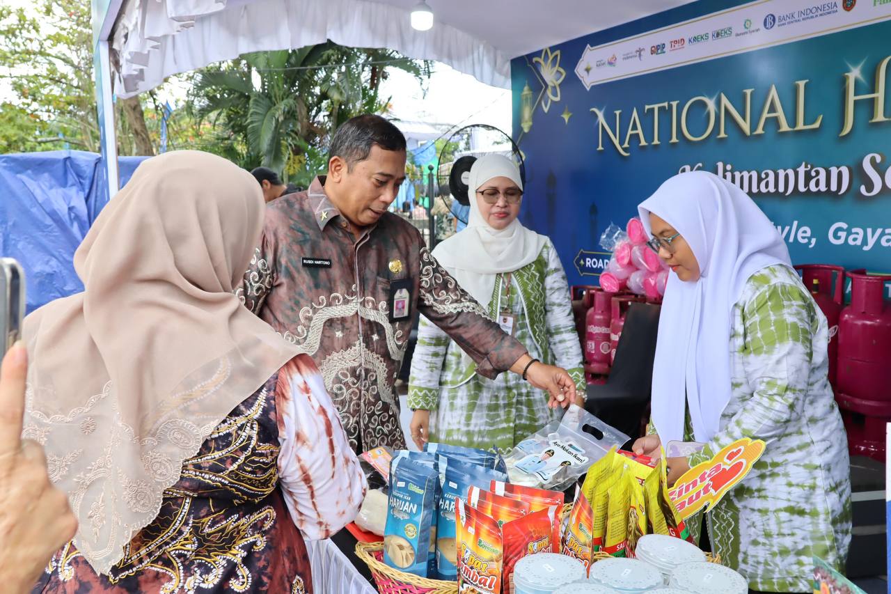 Dukung Pengembangan Perikanan Lokal, Dislutkan Kalsel Partisipasi di Pasar Ramadan. Foto: MC Kalsel