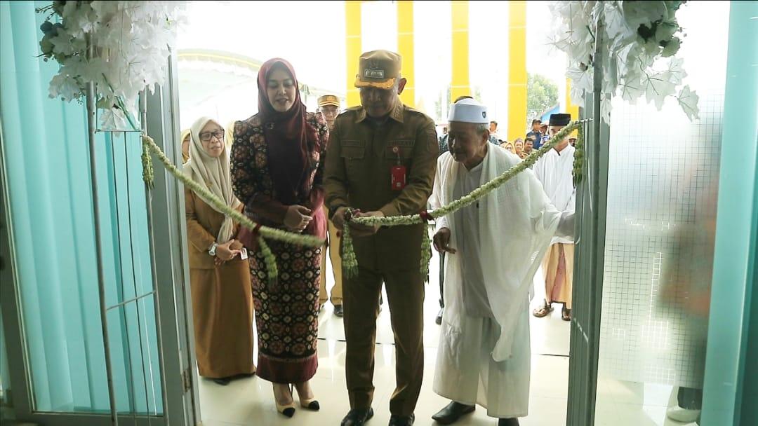 Bupati Tala H Rahmat Trianto meresmikan RSUD Darlan Ismail di Bumi Makmur. Foto: Asep/lenterakalimantan.com