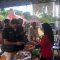 Guna menjaga stabilitas harga pangan, jajaran Polres Balangan saat melakukan Sidak di Pasar Tawahan, Kecamatan Juai. Foto: Humas Polres Balangan
