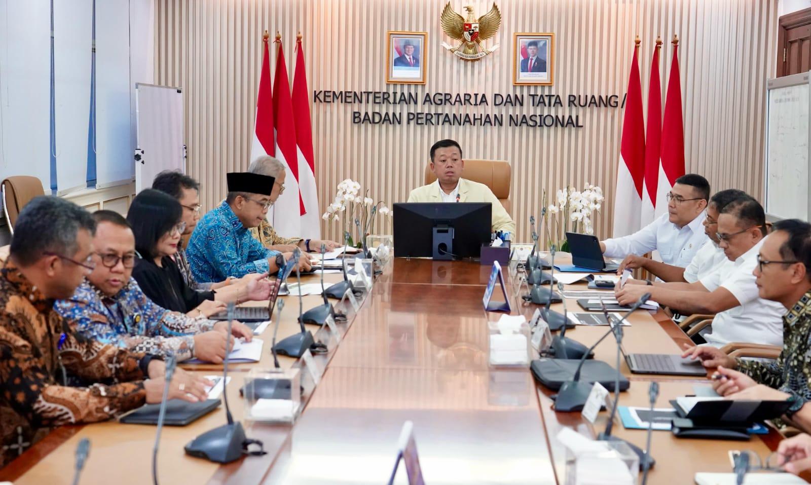Kementerian ATR/BPN dan Kementerian Keuangan jalin kerja sama penertiban pemanfaatan Sertifikat Hak Guna Usaha (SHGU) yang tidak sesuai ketentuan, Kamis (6/3/2025). Foto: Humas Kementerian ATR/BPN