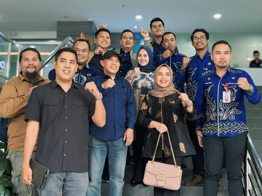 Bersama Bupati H Rusli Ketua DPRD Kotabaru Berkunjung ke Komdigi, Dukung Program 100 Hari Kerja Bupati