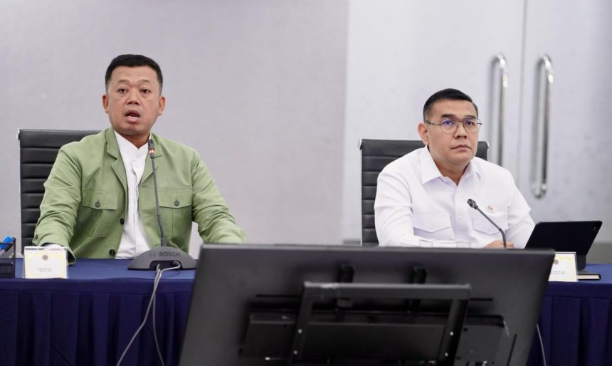 Menteri ATR/Kepala BPN Instruksikan Satker di Daerah untuk Lakukan Peninjauan Sekitar DAS sebagai Langkah Preventif Banjir. Foto: Humas Kementerian ATR?BPN