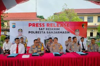 Konferensi Pers ungkap kasus tindak pidana pencurian kendaraan bermotor pada Operasi Jaran Intan 2025. Foto: Humas Polresta Banjarmasin