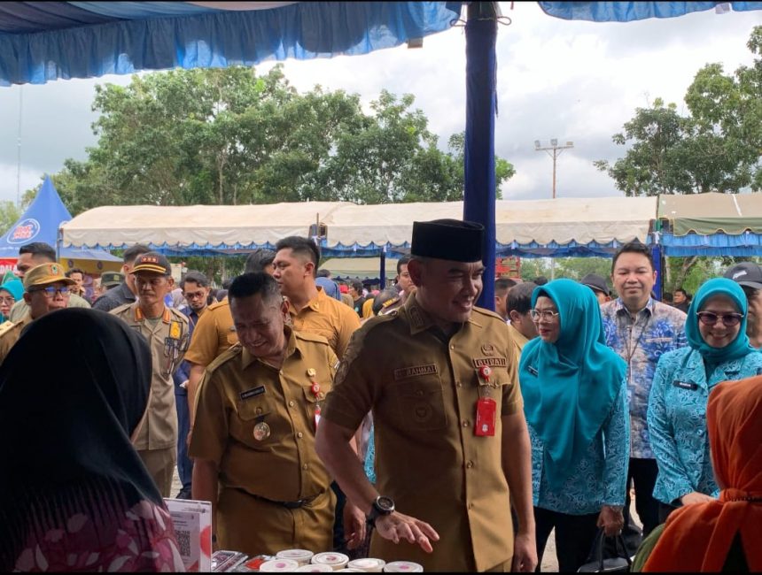 Pemkab Tala gelar kegiatan pasar murah menjelang Idulfitri. Foto: Asep/lenterakalimantan.com