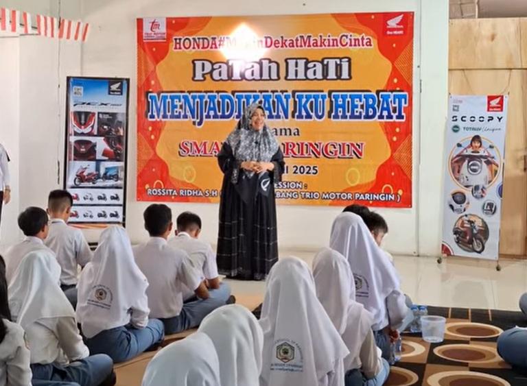 Trio Motor Paringin Gelar Seminar Bersama Siswa SMAN 2 Paringin. Foto: Dok. Trio Motor