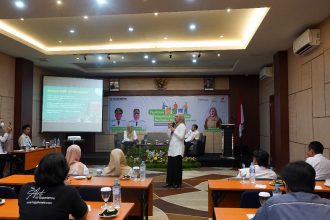 Wakil Walikota Banjarmasin Hj Ananda dalam Pengelolaan Limbah Usaha Sub Sektor Ekraf Wira Usaha Muda yang diselenggarakan Pemko Banjarmasin, di Roditha Hotel (23/4/2025). Foto: Prokom Banjarmasin