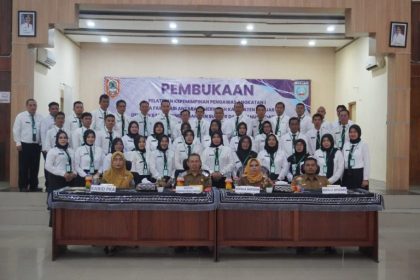 Bupati Saidi Mansyur