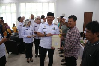 Bupati Rahmat Trianto