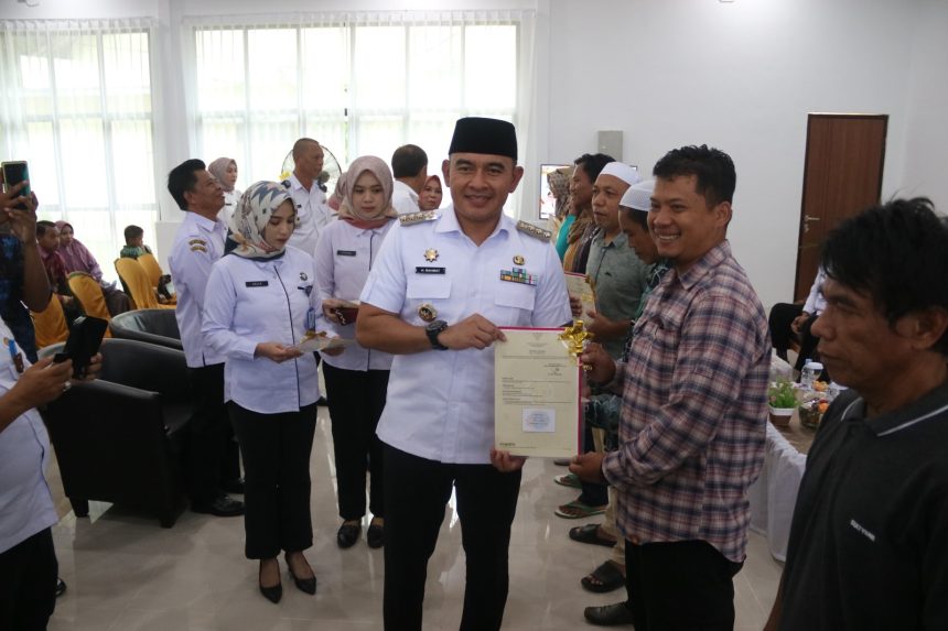 Bupati Rahmat Trianto