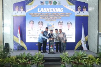 Bupati Saidi Mansyur