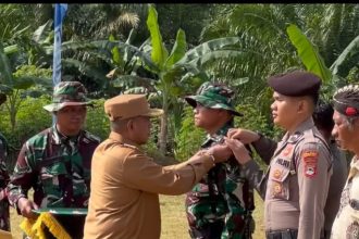 Teks foto/Wabup Zazuli hadiri pembukaan Program TNI Manunggal Membangun Desa (TMMD) ke-124 Tahun Anggaran 2025 ( dok foto Asep LK)