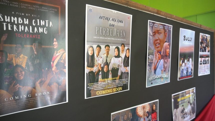 Bioskop Mini Jadi Primadona di Gelar Karya P5 SMAN 1 Alalak