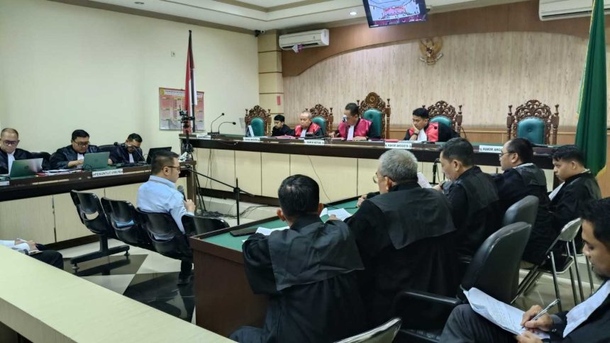 Saksi Ahli : Kasus Gratifikasi Tidak Ada Pasal 55