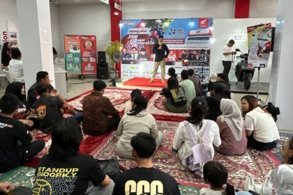 Dealer Cahaya Indah Motor Gelar Showroom Event Stand Up Comedy Competition