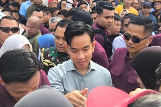 Kunjungan Gibran ke Pasar Tanjung Tabalong