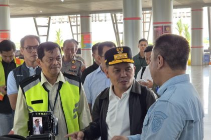 Gubernur Kalteng Tinjau Posko Angkutan Lebaran 2025 di Bandara Tjilik Riwut