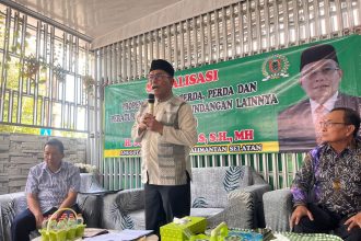 Anggota Dewan Perwakilan Rakyat Daerah (DPRD) Provinsi Kalimantan Selatan (Kalsel), Suripno Sumas, melaksanakan sosialisasi program Bedah Rumah dan Penguatan Posyandu kepada masyarakat, Sabtu (12/6/2025).