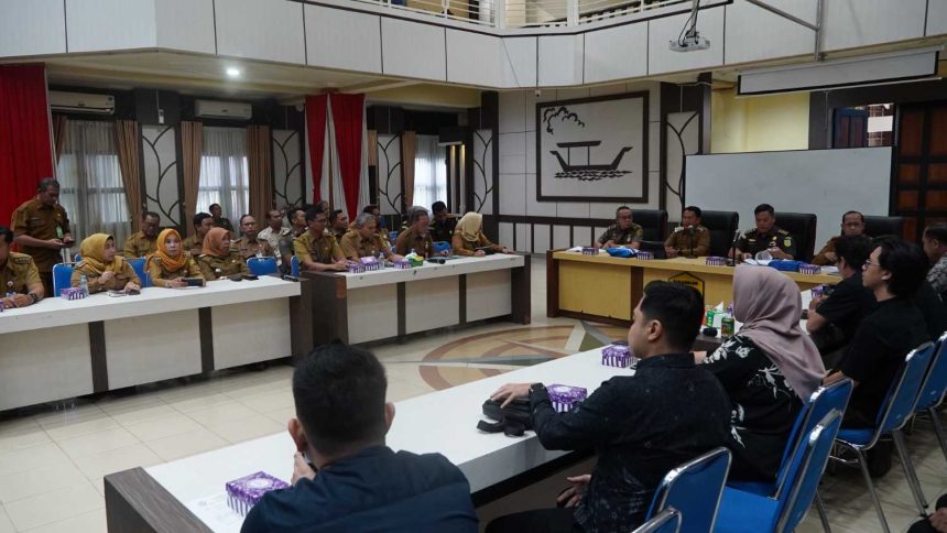 Pemko Banjarmasin Ultimatum Penertiban Reklame Tak Sesuai Aturan