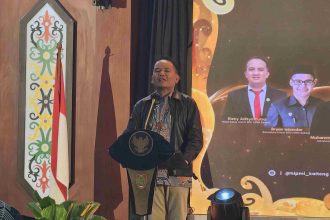 Gubernur Kalimantan Tengah H Agustiar Sabran, saat menyampaikan sambutan pada Musda ke-18 Badan Pengurus Daerah Himpunan Pengusaha Muda Indonesia (BPD Hipmi) Kalteng. Foto: Antonius Sepriyono/lenterakalimantan.com