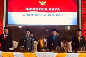 Rapat Paripurna Istimewa Warnai Peringatan Hari Jadi ke-75 Kabupaten Kotabaru. Foto: Har/lenterakalimantan.com