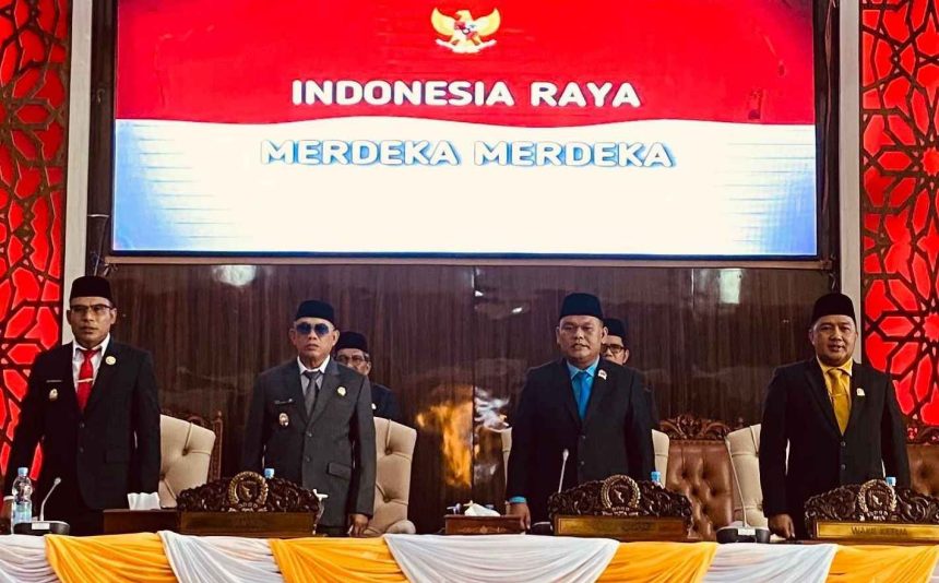 Rapat Paripurna Istimewa Warnai Peringatan Hari Jadi ke-75 Kabupaten Kotabaru. Foto: Har/lenterakalimantan.com