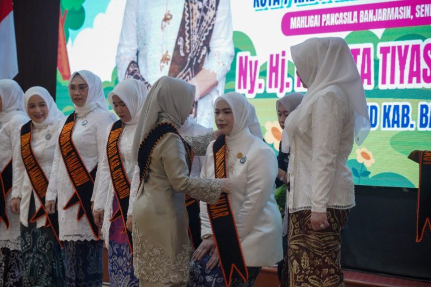 Hj Nurgita Tiyas Dilantik sebagai Bunda PAUD Kabupaten Banjar