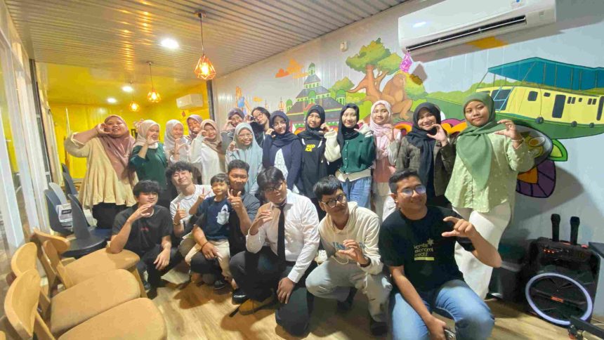 Kelas Interaktif English Talk Club Sumber foto : Amel