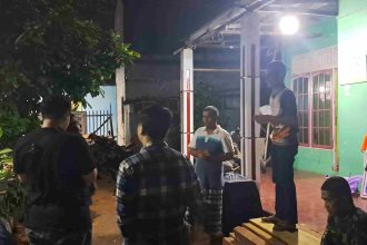 Jembatan Runtuh di Kampung Hijau, HMI Banjarmasin Langsung Gelar Aksi Peduli Bagikan Bapok