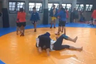 Teks Foto- Atlet Kurash Kalimantan Selatan jalani latihan , jelang kejuaraan Kurash Asia Tenggara 2025