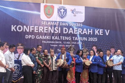 Pembukaan kegiatan Konferensi Daerah (Konferda) ke-V DPD GAMKI) Provinsi Kalimantan Tengah di Hotel M Bahalap, Palangka Raya. Foto: Antonius Sepriyono/lenterakalimantan.com
