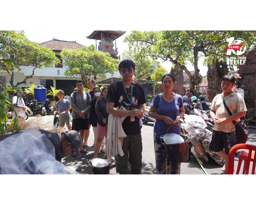 Global Ehsan Relief Bersama IDEP Salurkan Bantuan Korban Banjir Bandang dan Longsor