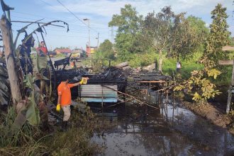 Warung Makan Terbakar
