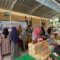Antusias warga Desa Panaitan Kecamatan Lampihong, Balangan, membludak disuasana kegiatan pasar murah. Sumber Foto: MC Balangan