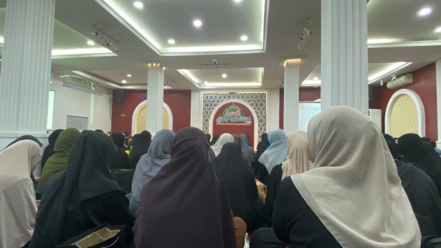 Daurah Sirah Nabawiyah oleh Taklim Santai undang 2 ustazah nasional. Foto: Amel/lenterakalimantan.com