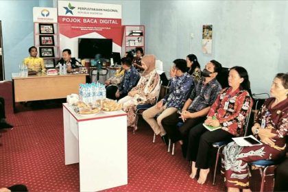 Belasan anggota Komisi I DPRD Banjar, Kalsel, melakukan kunjungan kerja, ke Dinas Perpustakaan dan Kearsipan (DPK) Barito Timur, Kalteng, Kamis (11/9/2025). Foto: Istimewa