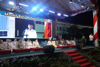 Gubernur Kalteng Agustiar Sabran saat menyampaikan sambutan di peringatan Maulid Nabi Muhammad SAW 1447 H/2025 M yang digelar Kodam XXII/Tambun Bungai di Lapangan Makodam. Foto: Istimewa