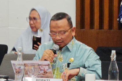 Bupati Tabalong, H Muhammad Noor Rifani memberikan paparan RDTR. Foto: Diskominfo Tabalong