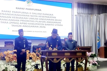 Pj Bupati Barito Utara Tekankan Ketepatan Waktu Penetapan APBD 2026 Pj Bupati Barito Utara Tekankan Ketepatan Waktu Penetapan APBD 2026