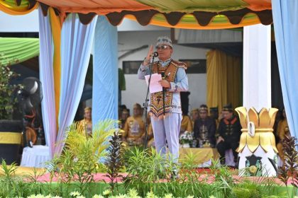 Gubernur Kalteng Agustiar Sabran saat menyampaikan amanat di Peringatan Hari Jadi ke-66 Kabupaten Kotawaringin Barat. Foto: Istimewa