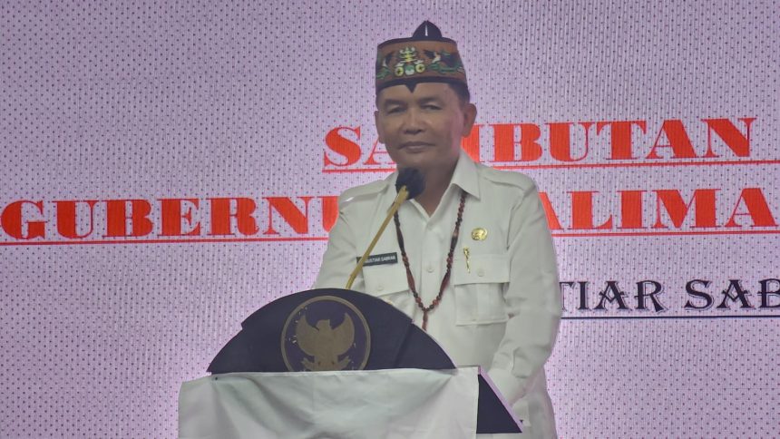 Gubernur Kalteng Agustiar Sabran saat menyampaikan sambutan di kegiatan Rapat Kerja Wilayah (Rakerwil) I Tariu Borneo Bangkule Rajakng (TBBR). Foto: Antonius Sepriyono/lenterakalimantan.com