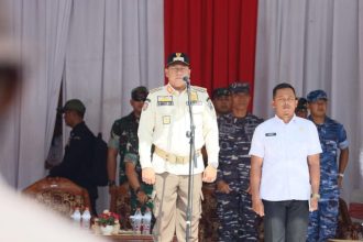 Bupati Barito Kuala, H. Bahrul Ilmi, secara resmi membuka kegiatan TNI Manunggal Membangun Desa (TMMD) ke-126 di Desa Tumih, Kecamatan Wanaraya, pada Rabu (8/10/2025).